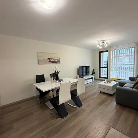 Sea View 2 Bedroom - B-29-sarafovo Daire *