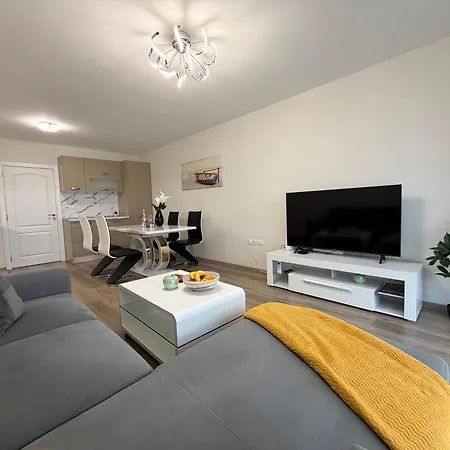 Sea View 2 Bedroom - B-29-sarafovo Daire